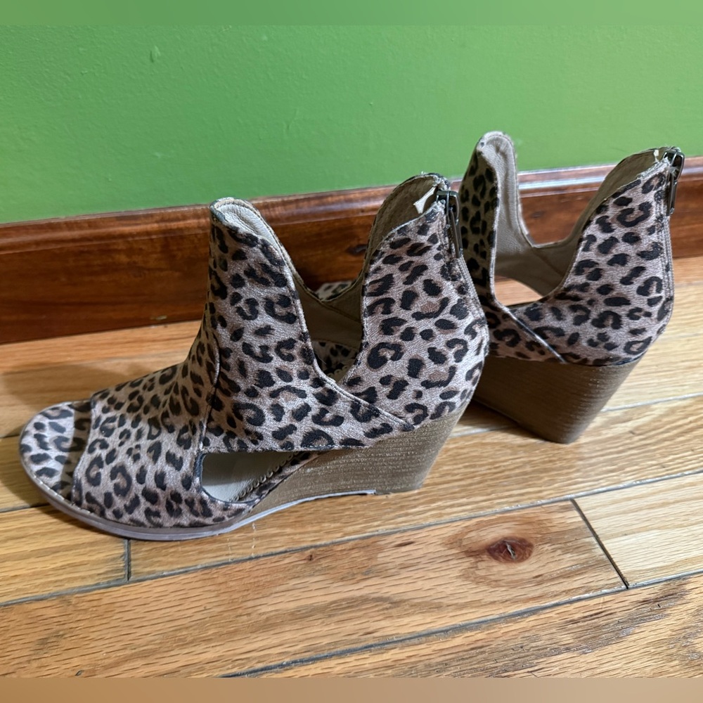 Very G Animal Print Wedge Sandals